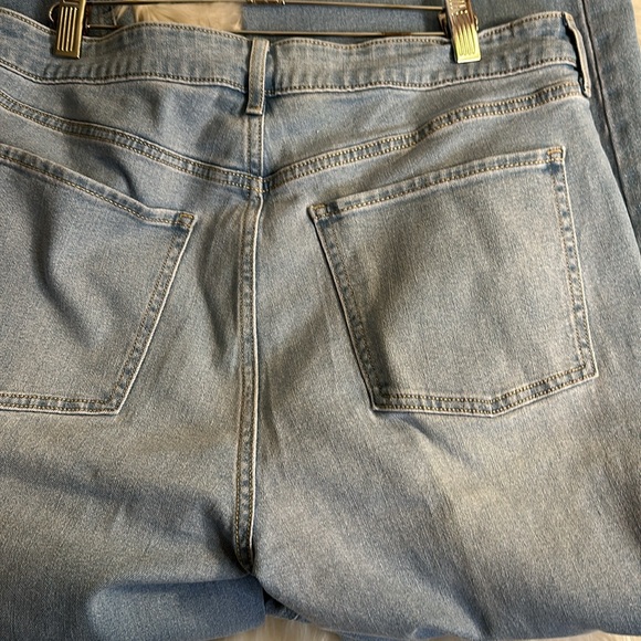 Old Navy Wow Wide Leg high rise 14 Tall light wash NWOT - Picture 7 of 15